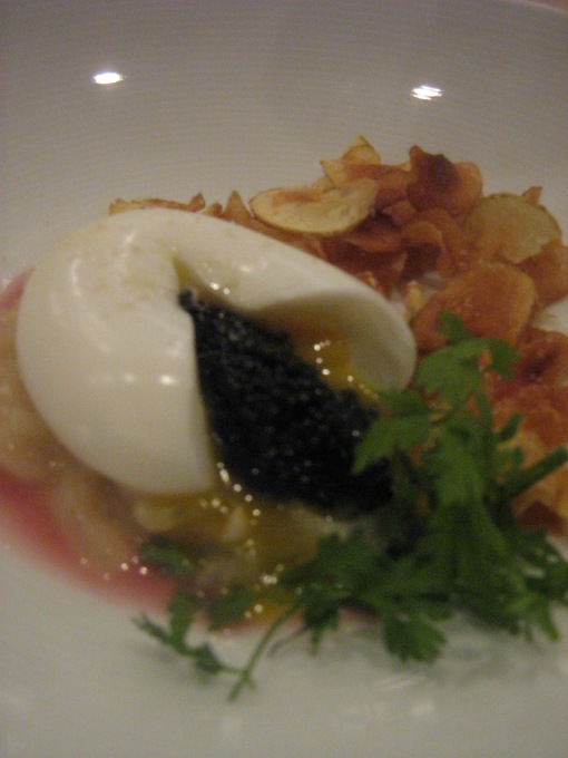 momofuku egg & caviar