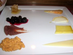 4 cheese, 4 accompaniment plate